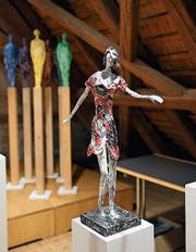 Skulpturen von Vaclav Elias bei «Papier & was». (Bild: Dieter Langhart)