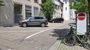 Die Parkplätze hinter der Post werden vorübergehend ein Freizeitplatz.