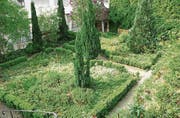 Leicht chaotisch: So sah der Rüpplin’sche Kaplaneigarten vor der Instandstellung im Frühling 2011 aus. (Bild: PD)