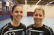 Mireille Klement (links) und Rea Morgenegg. (Bild: Res Lerch)