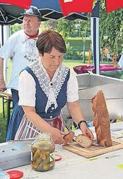 Frau in Thurgauer Tracht.