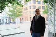 Rambazamba am Rorschacher Marktplatz: Niklaus Looser liebt die Musik, fordert aber mehr Rücksicht auf Anwohner. (Bild: Jolanda Riedener)