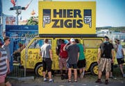 Wer bis 21 nicht raucht, beginnt wahrscheinlich nicht mehr damit: Zigarettenverkauf am Open Air Frauenfeld (Bild: Reto Martin)