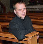 Roman Stahl in der katholischen Kirche in Bazenheid. Hier wird er in Zukunft öfters sein. (Bild: Beat Lanzendorfer)