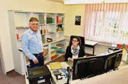 Gemeindeschreiber Peter Alder hat das Büro, in dem er 20 Jahre lang gearbeitet hat, bereits seiner Nachfolgerin Stephanie König übergeben. (Bild: Mario Testa)