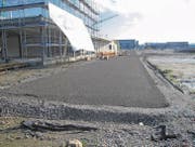 Hier entsteht die Erschliessungsstrasse des «Arena»-Areals. (Bild: pd)