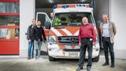 Gemeinsames Projekt Rettungsdienstbasis: Dieter Kjer, administrativer Leiter Rettungsdienst, Thomas Gimmi, Projektleiter Bauamt, Christian Hollenstein, Standortleiter, Leo Welter, Projektleiter Thurmed Immobilien AG und Gemeinderat Thomas Bornhauser. (Bild: Andrea Stalder)