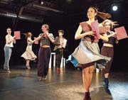 Das Tanztheater Baden in Aktion. (Bild: Andreas Taverner)