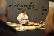Eine Kochshow an der Schlaraffia besuchen.