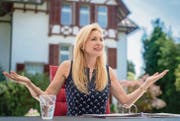 «Heute kann jeder zum Kesb-Fall werden» – die St. Galler Nationalrätin Barbara Keller-Inhelder im Garten ihres Hauses. (Bild: Michel Canonica)