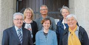 Zurückgetretene und neugewählte Amtsinhaber der Evangelischen Kirchgemeinde Appenzell (hinten von links): Heidi Gobbo, Martin Breitenmoser und Susann Inauen sowie (vorne) Ruedi Huber, Daniela Frischknecht und Barbara Ziswiler. (Bild: Toni Dörig)