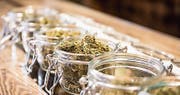 Cannabis mit weniger als einem Prozent THC darf legal verkauft werden. (Bild: PD)