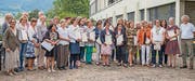 Erfolgreiche Absolventinnen und Absolventen der Kräuterakademie. (Bild: pd)