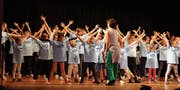 Aufregung und Konzentration wechselten sich während des Tanzworkshops von Lucia Baumgartner ab. (Bild: Samira Hörler)