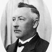 Jakob Fenk (1879-1968) war einer der wichtigsten SP-Politiker im Bezirk Werdenberg. Er war Gemeindeammann und wurde schliesslich auch Ehrenbürger von Sennwald.