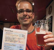 Daniel Lehmann: «Happy», dieses Bier gekostet zu haben. (Bild: pd)