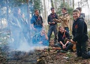 Die Pfadi Goldach bei einer ihrer Übungen im Wald. (Bild: David Fässler)