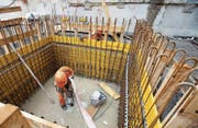 Die aktuelle Gesetzeslage zum Bauen in Wil gleicht einer Baustelle. (Symbolbild: Salvatore di Nolfi/Keystone)