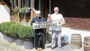Felicia und Mario Frappietro freuen sich, am 1. September das Restaurant Henessenmühle wieder zu eröffnen. (Bild: Manuela Bruhin)