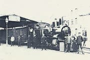 Die ehemalige Abfahrtsstelle der Gaiserbahn auf der Höhe des Hotels Metropol auf dem Bahnhofplatz in St. Gallen. (Bild: Verein historische Appenzeller Bahnen)
