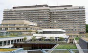 Auch für das Waadtländer Universitätsspital in Lausanne gilt ein Globalbudget. (Bild: Jean-Christophe Bott/Keystone)