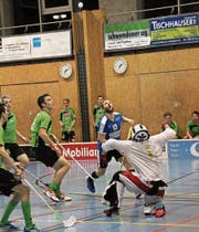 Den Ball im Blick und Sieg im letzten Heimspiel. (Bild: Werner Vetsch)