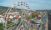Hoch hinaus geht es an der Wega auf dem Riesenrad. Viele Mittelthurgauer nehmen extra frei, um die Messe zu geniessen. (Bild: Mario Testa)