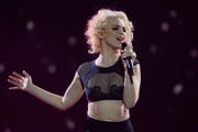 Sängerin Rykka gewinnt die Schweizer Vorausscheidung zum Song Contest. (Bild: WALTER BIERI (KEYSTONE))