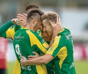 Samel Sabanovic (links) führt die Torschützenliste der Promotion League an, zwölfmal durften die Brühler eines seiner Tore bejubeln. (Bild: Benjamin Manser)