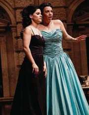Sopranistin Alexa Vogel und Irène Friedli (Alt) auf der Pentorama-Bühne. (Bild: Donato Caspari)