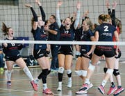 Minimalziel erreicht: Für das junge Team des VBC Aadorf ist das Erreichen der Aufstiegsspiele ein Erfolg. (Bild: Mario Gaccioli (Aadorf, 21. Oktober 2017))