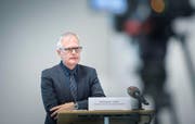 Der Zuger Hanspeter Uster untersucht den Fall Hefenhofen. (Bild: Andrea Stalder)