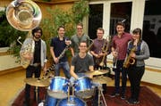 Die Funky Goats Brass Band probt für ihren nächsten Auftritt im März am Unterhaltungsabend der Bürgermusik Gams. (Bild: Corinne Hanselmann)