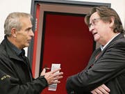 Oldtimerspezialisten im Gespräch: Jakob Kuster, Präsident der Oldtimergruppe des ACS TG, und Automobilhistoriker Urs P. Ramseier. (Bild: PD)