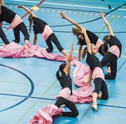 Gruppe 7 der Gymnastikgruppe Kreuzlingen gibt am Gym-Cup ihr Bestes. (Bild: Reto Martin (Kreuzlingen, 28. Oktober 2017))