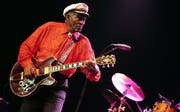 Chuck Berry während eines Konzerts in Zürich 2008. (Bild: WALTER BIERI (KEYSTONE))