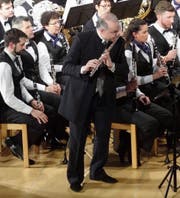 Der Flötist und Komponist Franco Cesarini brillierte als Solist. (Bild: Erwin Schönenberger)