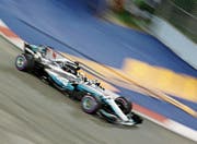 Lewis Hamilton ist einer der wenigen, die in dieser Saison immer die Zielflagge gesehen haben. (Bild: EPA)