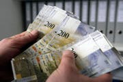 Der Aufgaben- und Finanzplan sieht Defizite zwischen 268 und 305 Mio. Franken vor. (Bild: Urs Jaudas/ Archiv)