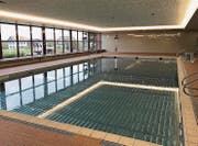 Blick ins Hallenbad Ermatingen. Ab Montag kann es wieder von allen genutzt werden. (Bild: PD)