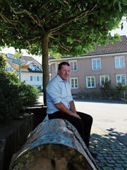 Wenn im Dorf etwas läuft, fühlt sich Norbert Rüttimann am wohlsten. (Bild: Jolanda Riedener)