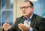 Werner Minder, Gemeindeschreiber in Sirnach, möchte Gemeindepräsident von Hohentannen werden. (Bild: Reto Martin)
