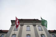 Die St.Galler Regierung will nichts wissen von einer Steuerfusssenkung. (Bild: Ralph Ribi)