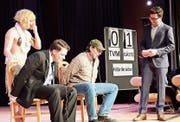 «Schlag den TV»: Mit einem Spiel sorgte der Märstetter Turnverein für Unterhaltung. (Bilder: Werner Lenzin)