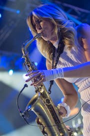 Das Saxophon blieb im Koffer: Candy Dulfer konnte nicht in Romanshorn auftreten. (Bild: GEORGIOS KEFALAS (KEYSTONE))