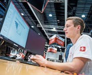 Manuel Allenspach an den «World Skills» vergangene Woche in Abu Dhabi. (Bild: Naim Chidiac)