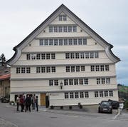 Der Verein Appenzellerhaus heute prämierte die Alte Drogerie mit 10 000 Franken. (Bild: LIW)