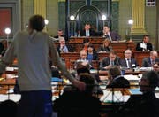 Das Kantonsratspräsidium möchte für Ratsbeobachtung nicht zahlen. (Bild: Regina Kühne)