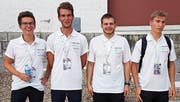 Die vier Schweizer Teilnehmer: Joel Vorburger (Uzwil, Kanti Wil), Sven Voigt (Bern, Gymnasium Neufeld), Timo Gimmi (Oberwangen, Kanti Wil) und Severin Spörri (Stein am Rhein, Kanti Burggraben, St. Gallen). (Bild: PD)