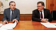 Dominik Gemperli (links) und Andreas Gehrig können einen guten Jahresabschluss für Goldach verkünden. (Bild: Rudolf Hirtl)